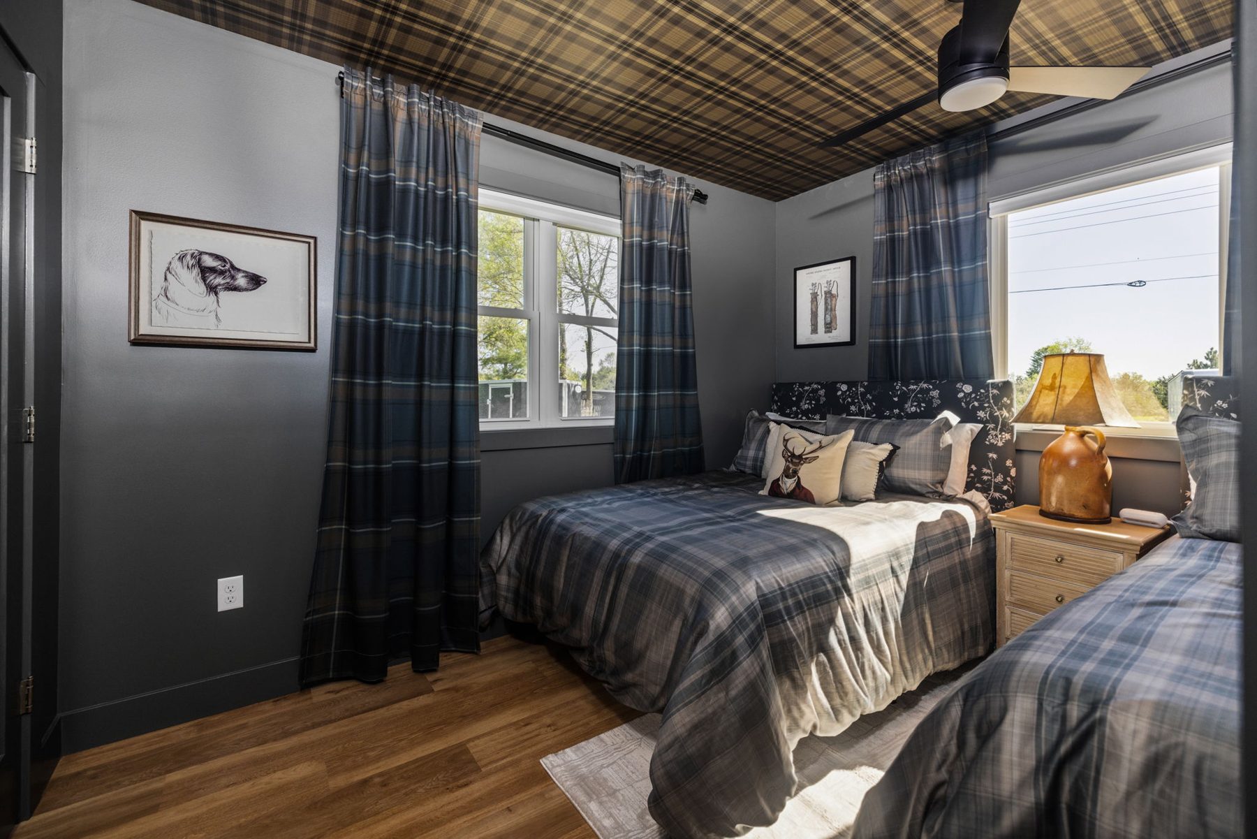 Guest bedroom
